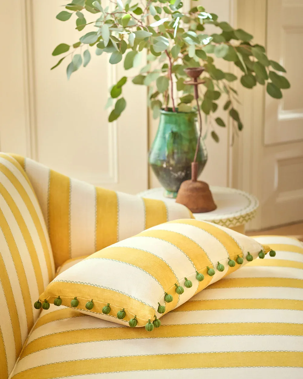 LINWOOD_Lola-Stripe_MARGUERITES_Sofa_Detail-4_4X5_9cddefdb-8d98-4c27-a725-0f0dfd004e97_1000x.webp
