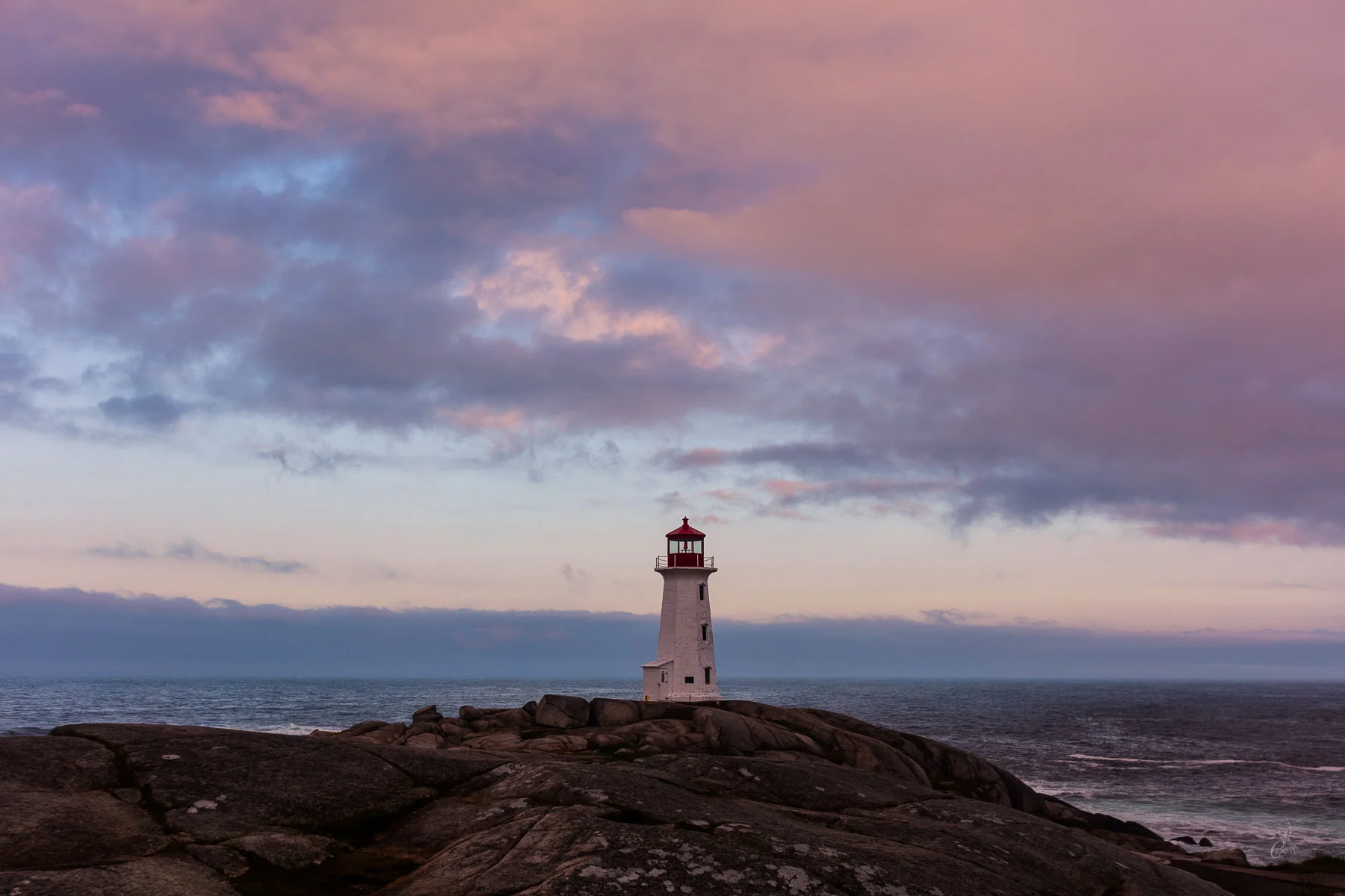 Nova Scotia: Sunrise at Peggys Cove