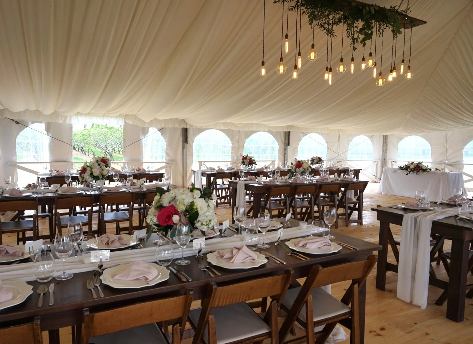 Niagara Wedding Venue Reception Set Up