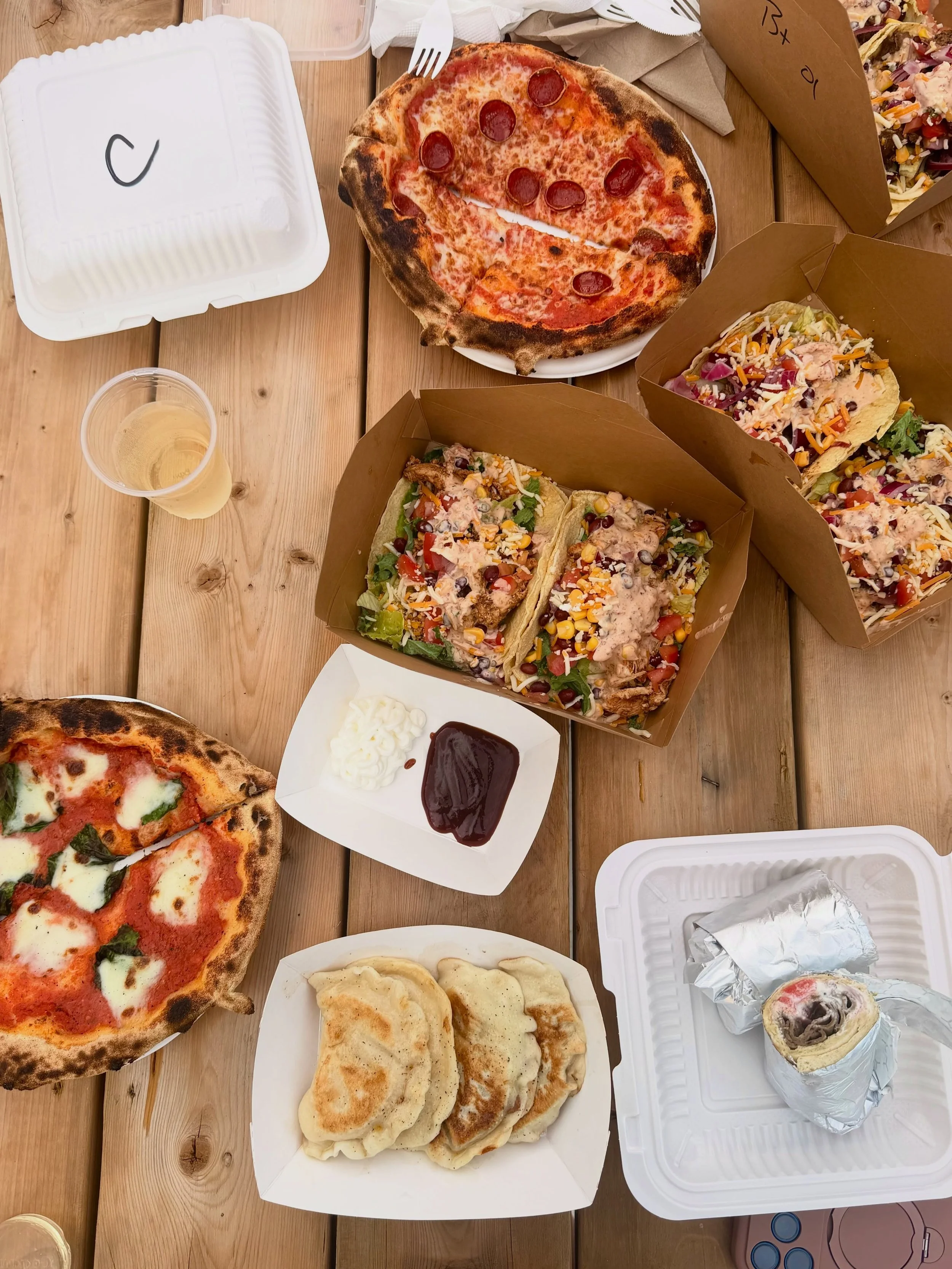 Our kind of meal prep 😏

See you TONIGHT for our last supper market of the season! 

This weeks&rsquo;s food vendors: 
🥟 @andrzejewskiperogishop
🌭 @905hotdogpound
🌮 @miss__carnitas
🌯 @the_runaway_greek

🗓️ Wednesday, September 2, 2026
⏰ 5:00PM 