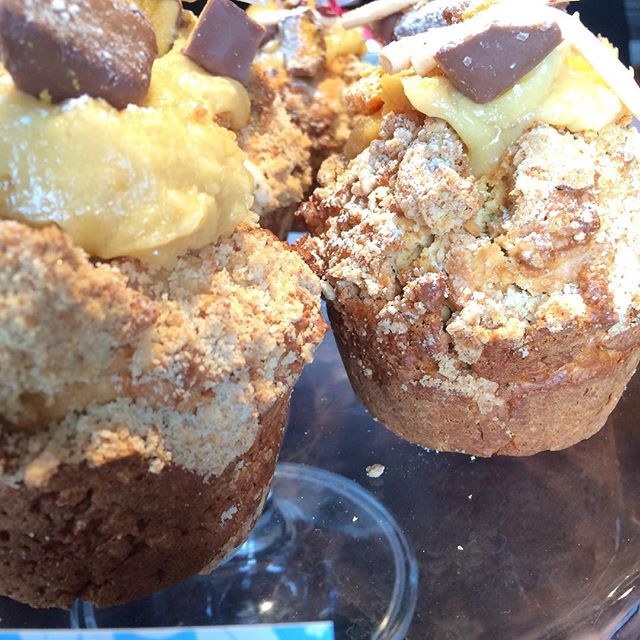 Every weekend we wonder how our chef Ella will top the muffins from last week, today she's done it again with these peanut butter and honeycomb muffins.. Yes that is a crunchie bar on top! 
Better come grab one before the staff do 😉 hope you're all 