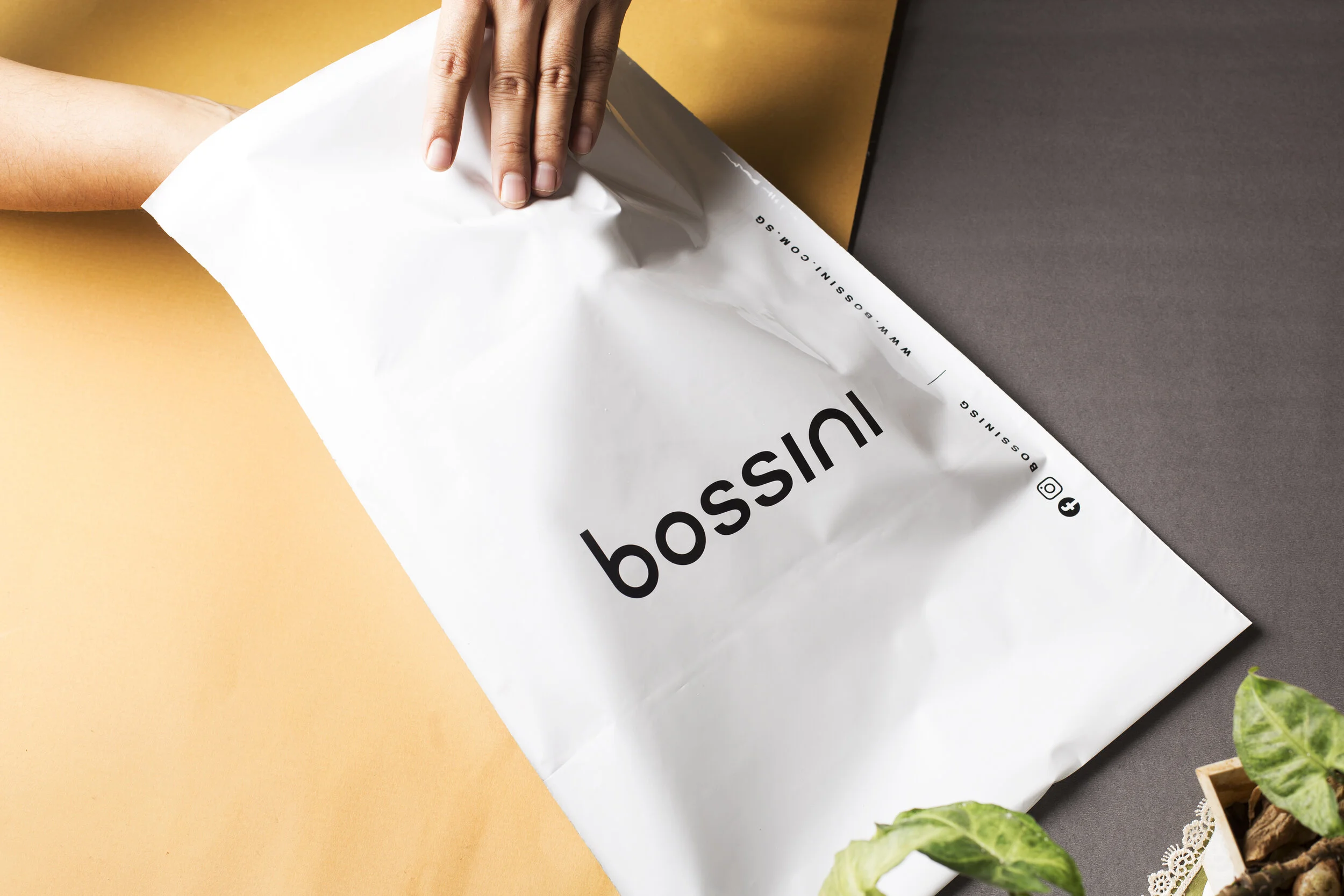 Custom Poly Mailer Gumtoo