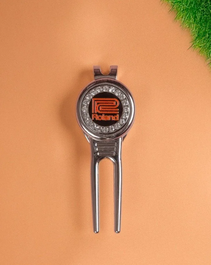 Made to keep things aligned🏌️&zwj;♂️ 

Because great branding plays the long game and precision meets brand presence ⛳️ 

A strong finish, every round ✨

#golf #employeeengagement #brandgifts #b2bmarketing #corporategifting