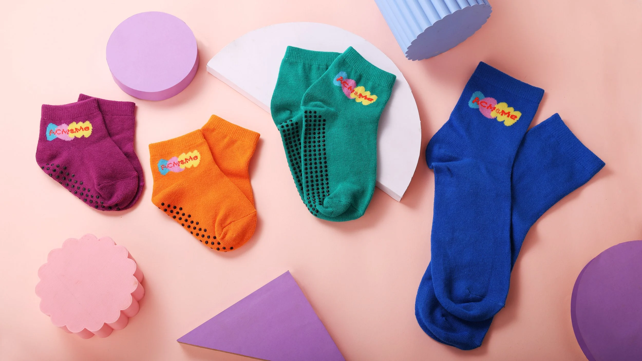 custom-anti-slip-grip-socks-singapore-gumtoo.jpg