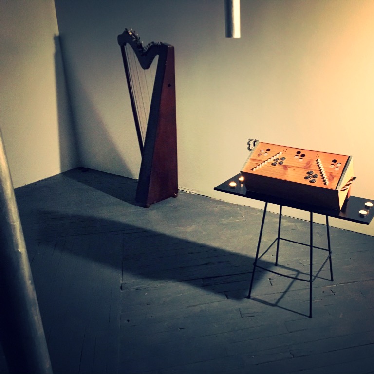 CALM THE MIND MAGNETIC SOUND BATH & HYPNOSIS WITH SOUND ARTIST MJ CASELDEN 