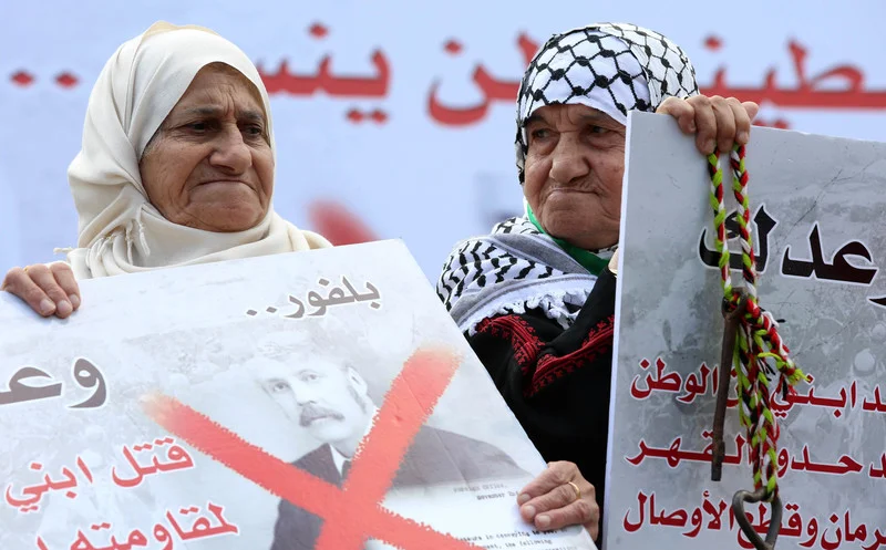 Palestinian women protest the Balfour Declaration in the West Bank city of Nablus on 2 November 2017. Ayman Ameen/APA images