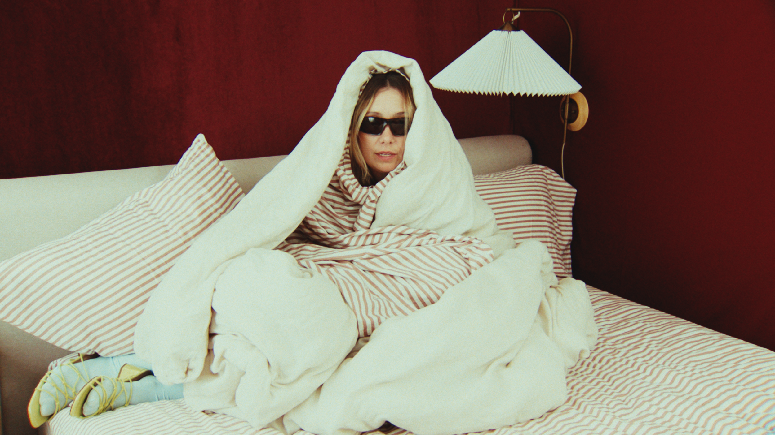 BEAUTY-QUEEN-STILLS_1.82.1 copy.png