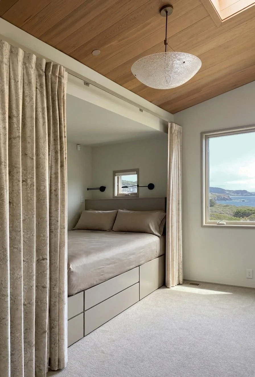 sea ranch guest room.jpg