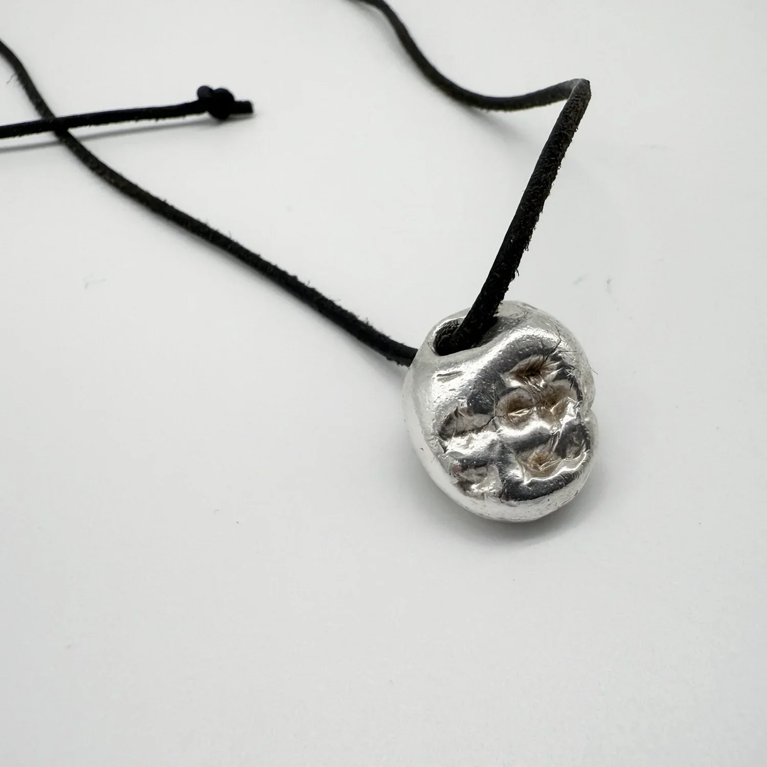 necklace+photo+4.webp