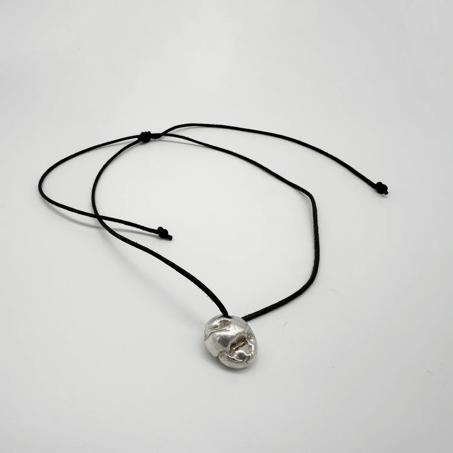 necklace+photo+2.webp