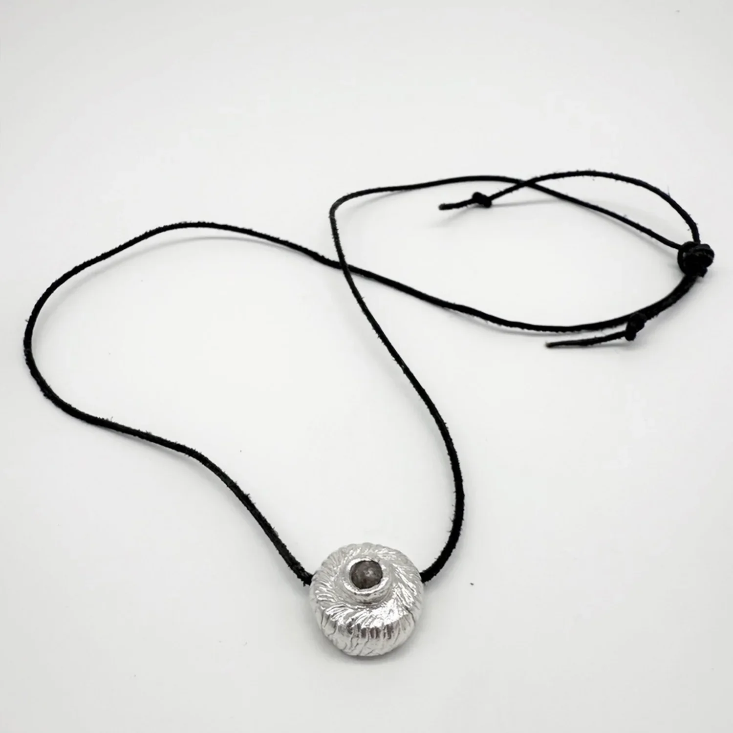necklace+diamond+photo+1.webp