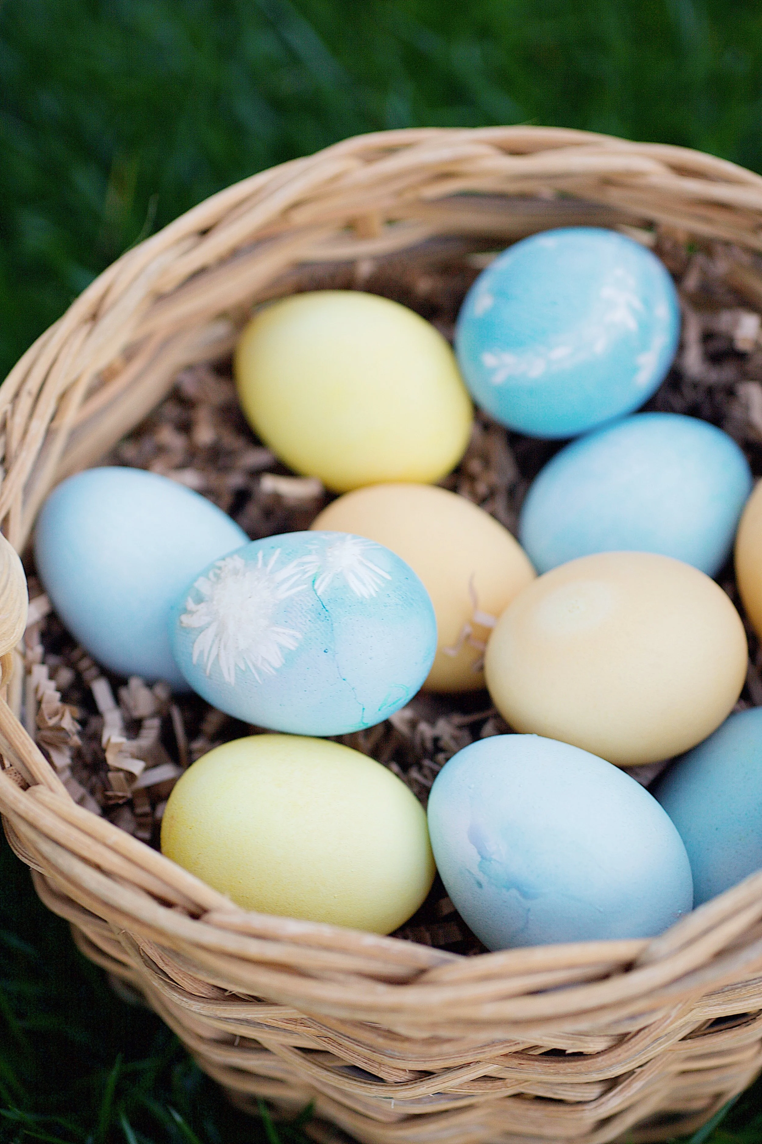 All Natural Dyed Eggs Made Easy!