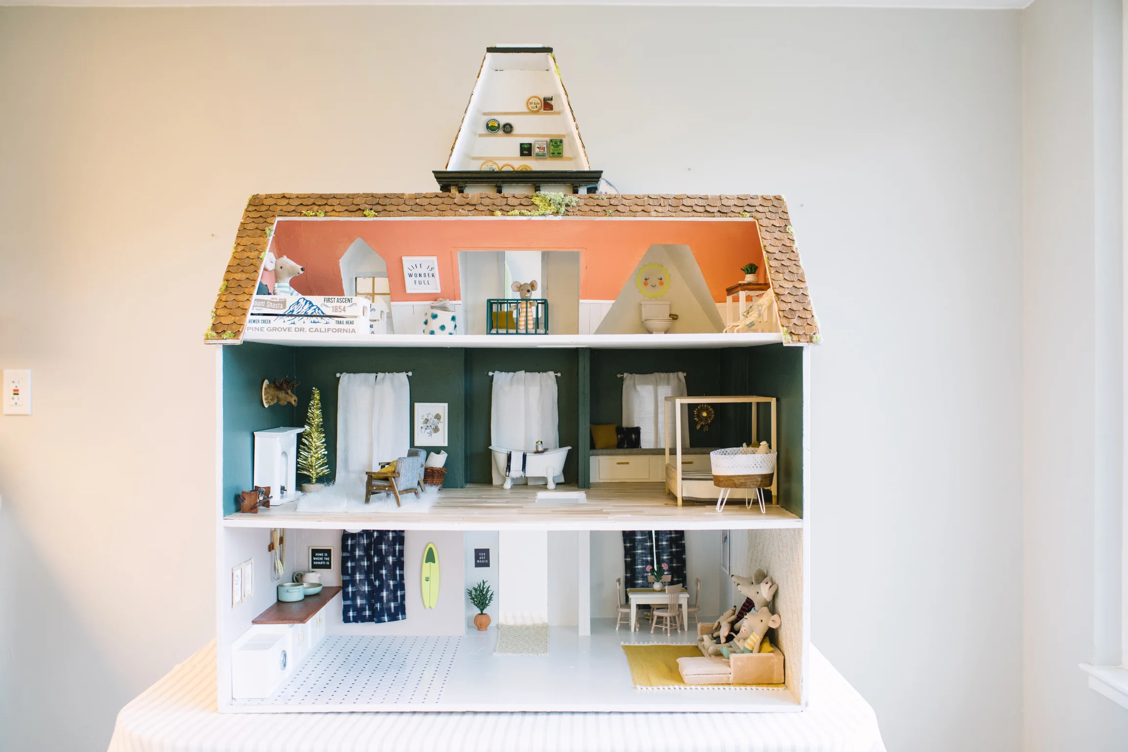 DIY Dream Mouse House