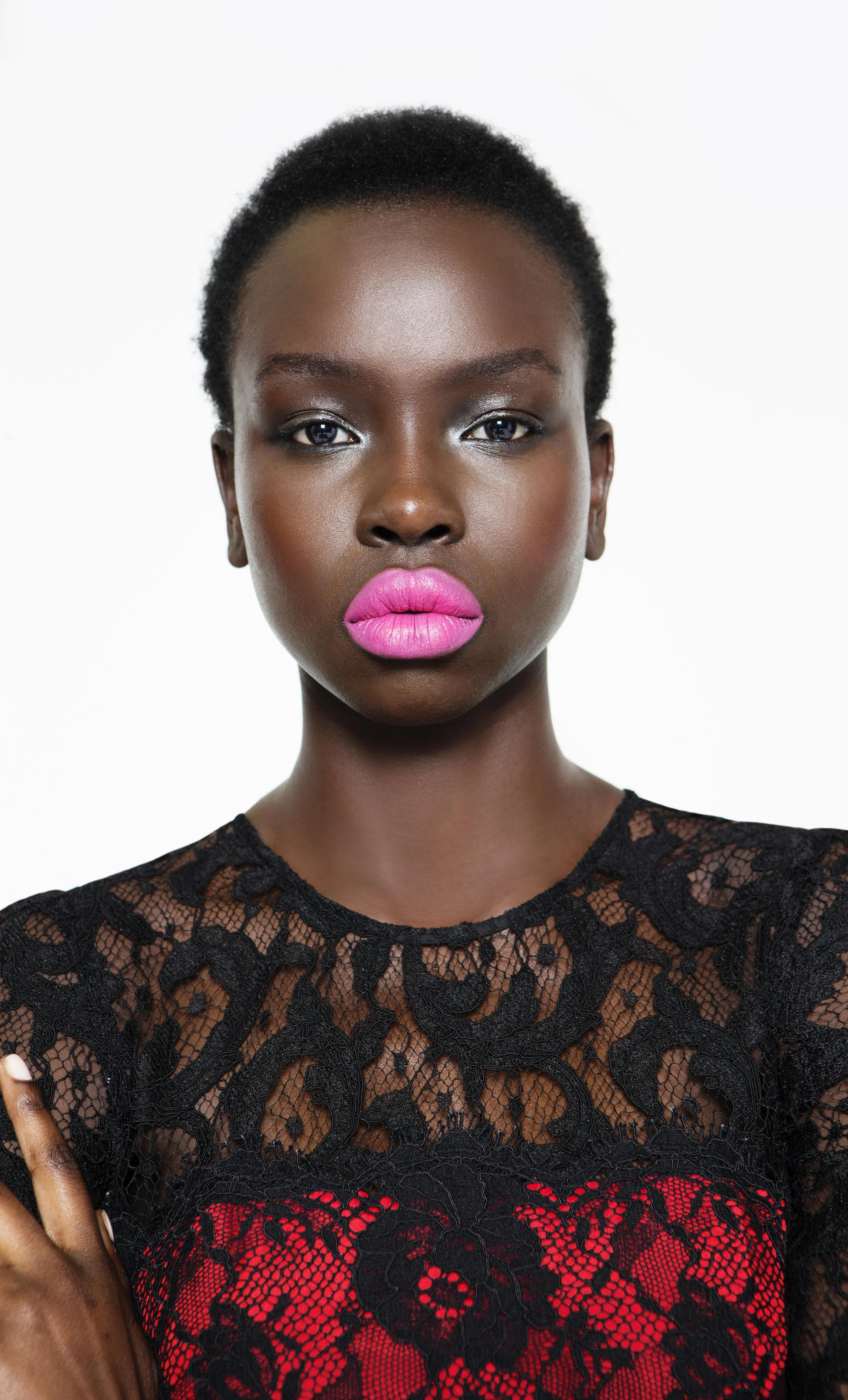 Yaya_Pink_Lips_ext.jpg
