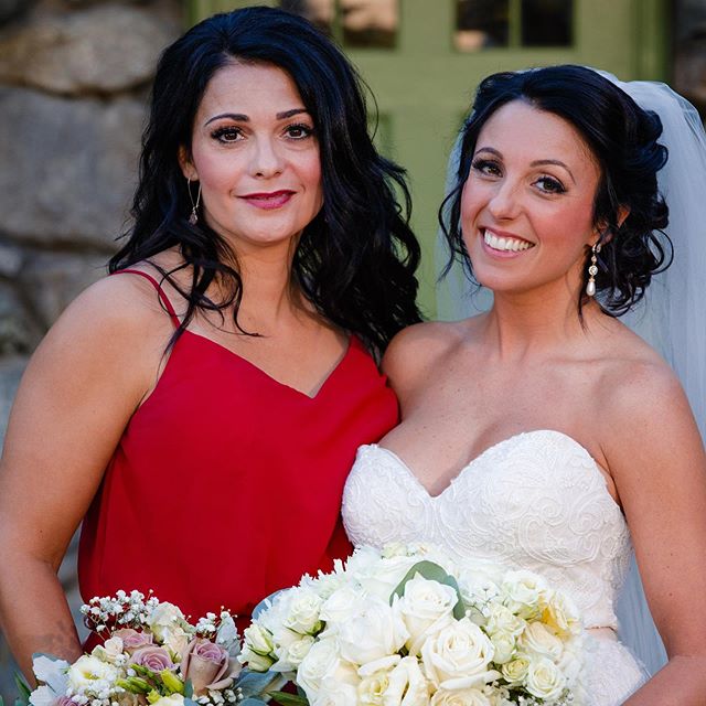 Joyful moment and beautiful wedding.
📸 @redwoodandryestudio 💄 @makeup_lynne .....................................
DM me for your next makeup session