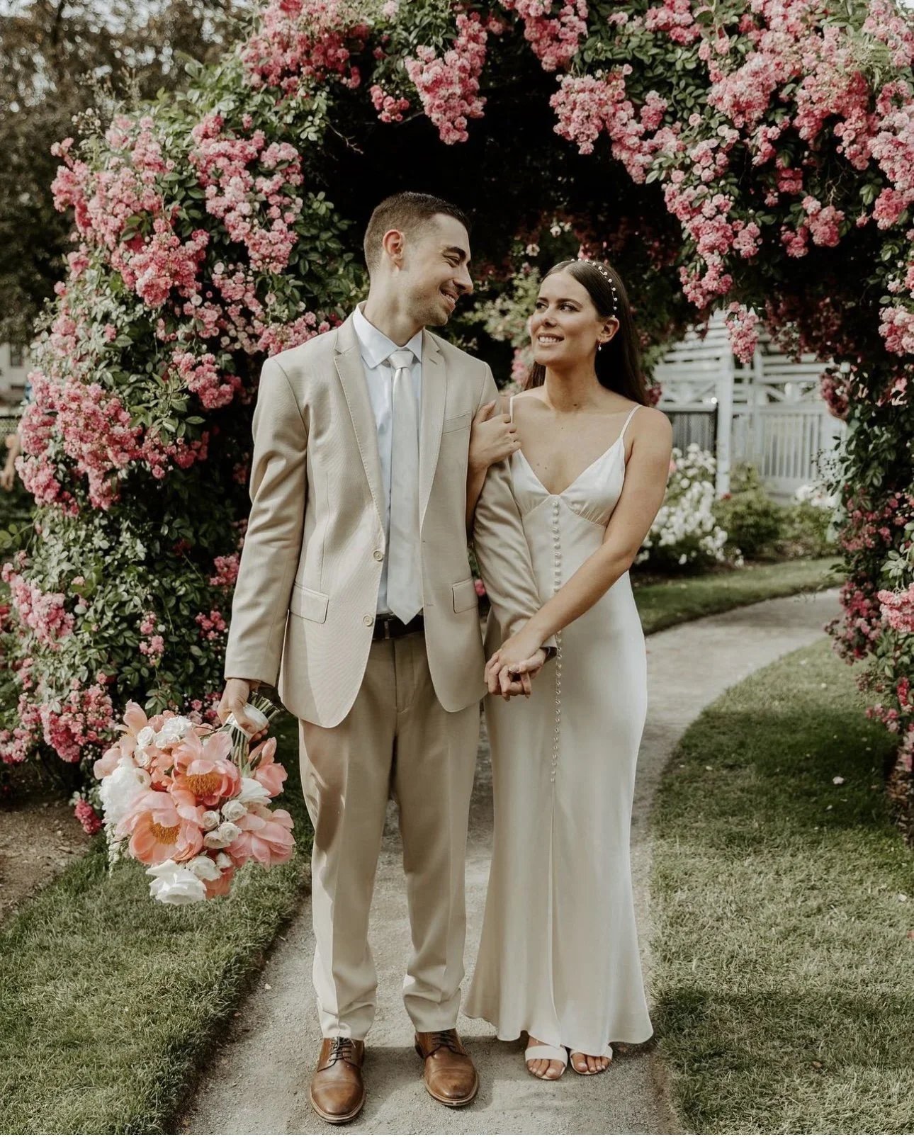 groom-bride-makeup.WEBP