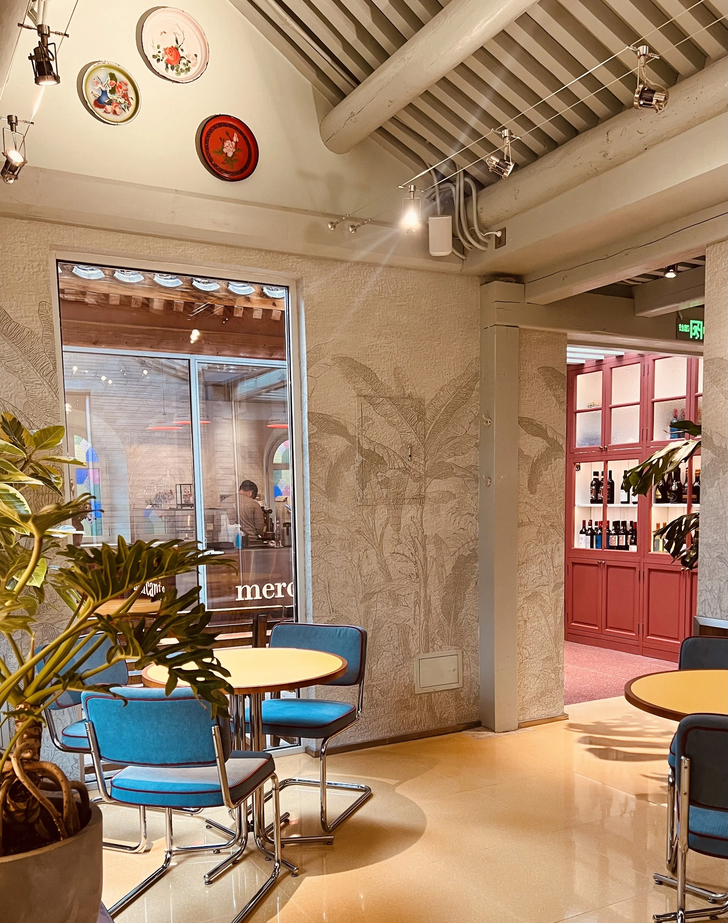 Yellow room wide.jpeg