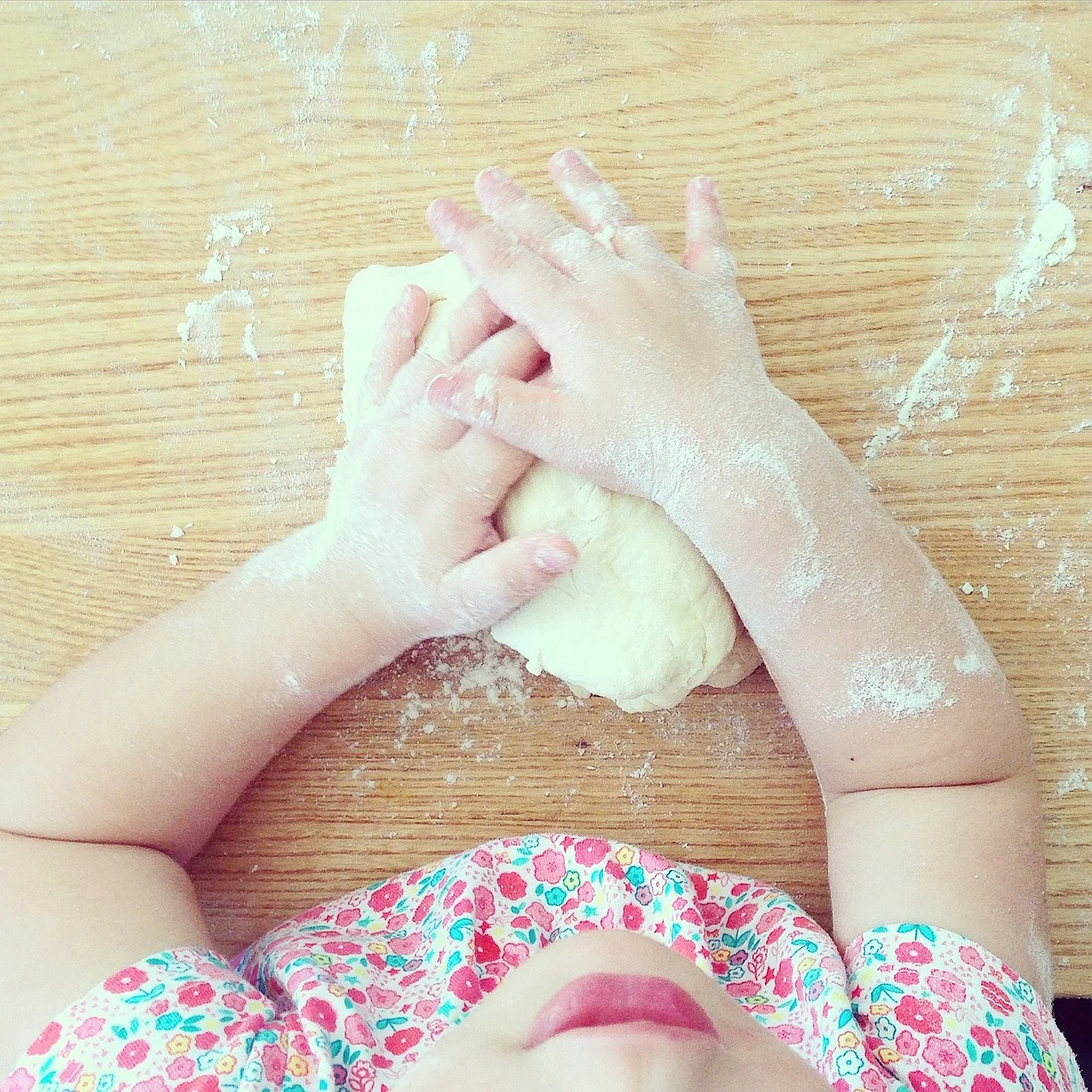 mossman-support-kids-inb-the-kitchen.jpg