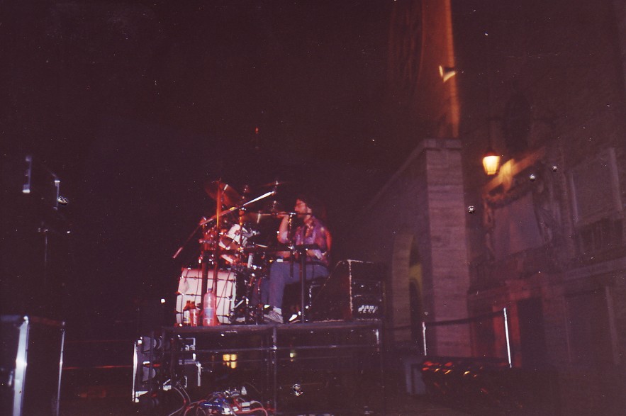 1993 - On stage