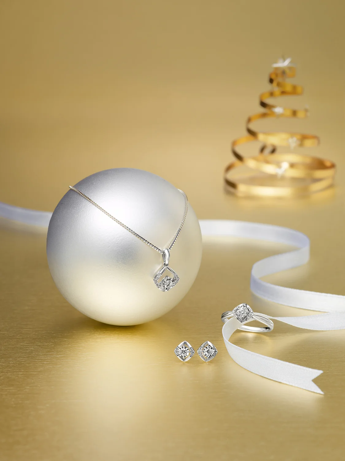 Jewellery Shot for TSL謝瑞麟