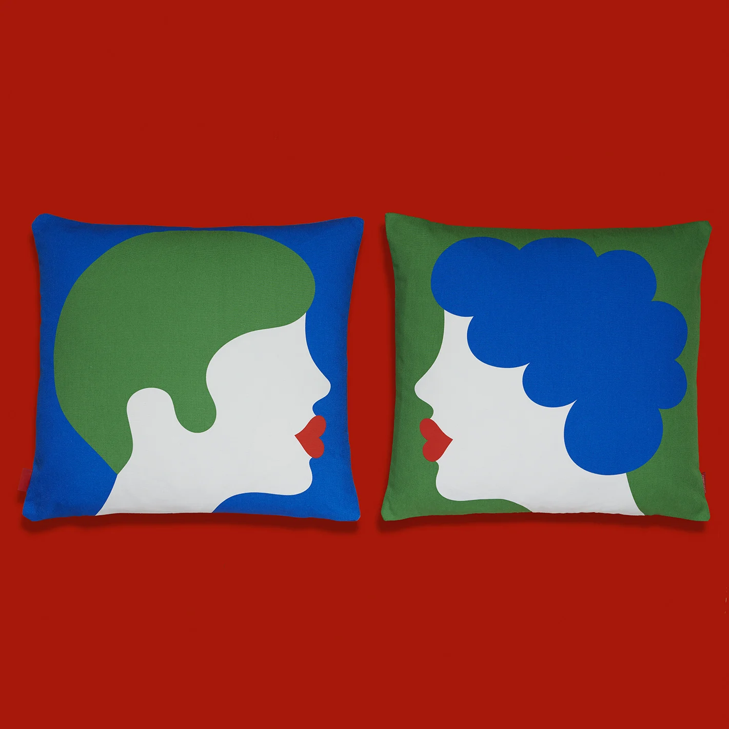 uomo donna doppio rosso.jpg