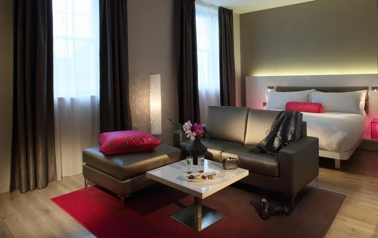Junior+Suite+Dressed+P.jpg