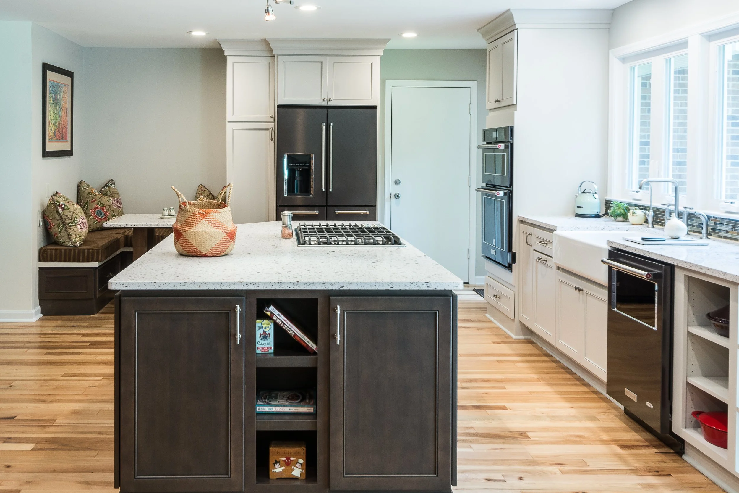 Warren Cabinets Kitchens Baths & Closets