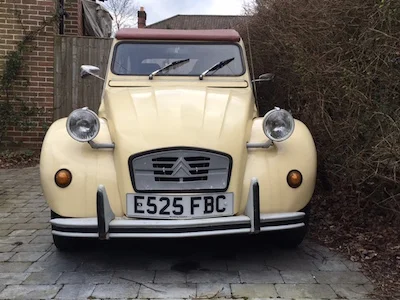 the trained eye will not miss the cable ties, either here, or...