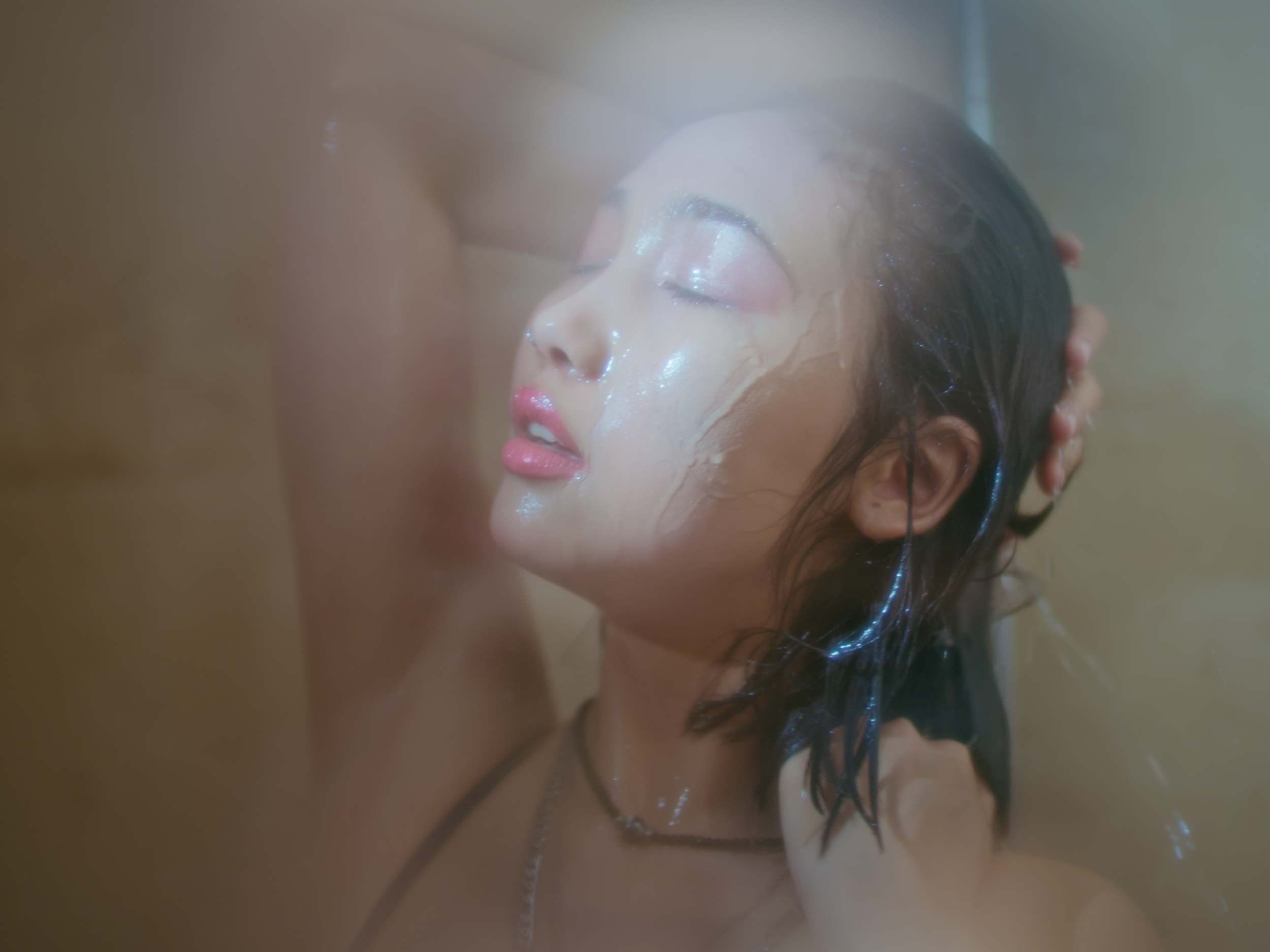 FEVER_ONLINE.00_02_13_02.Still023.png