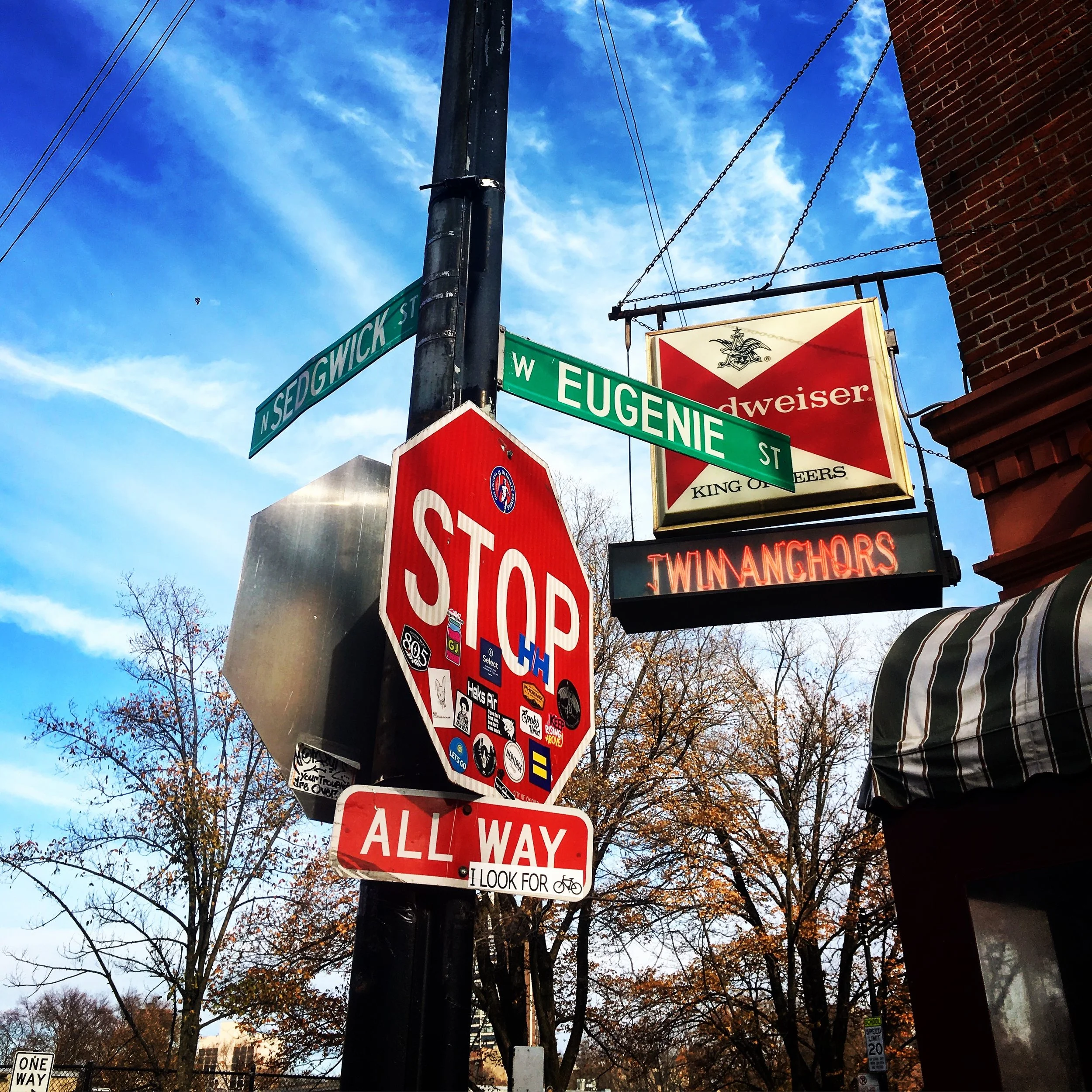 Chicago Brewseum Days @ Twin Anchors