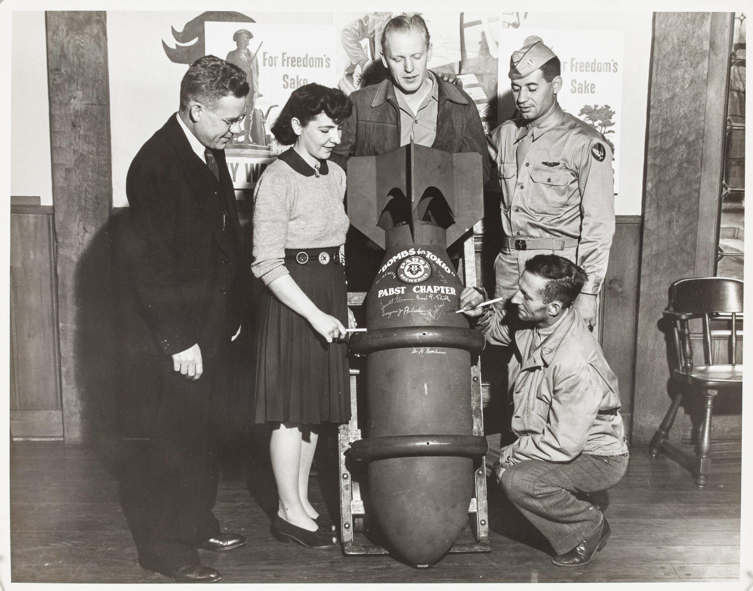 War and American Beer: How WWII Changed the U.S. Brewing Industry 