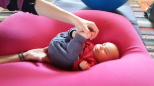 pilates-bebe-exercise-fontenay-sous-bois.jpg