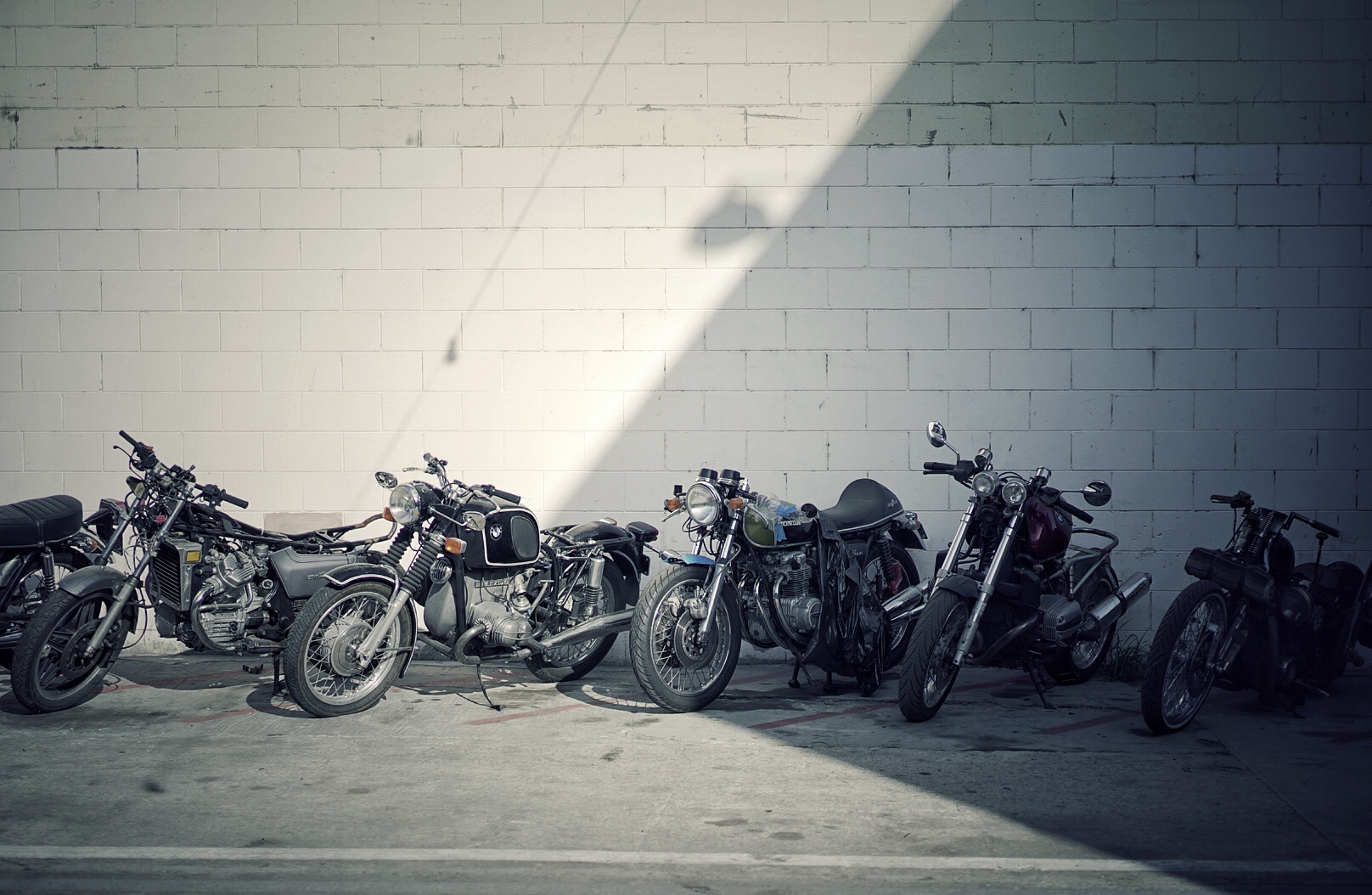 BMW MOTORRAD - LUCKY WHEELS GARAGE - LOS ANGELES