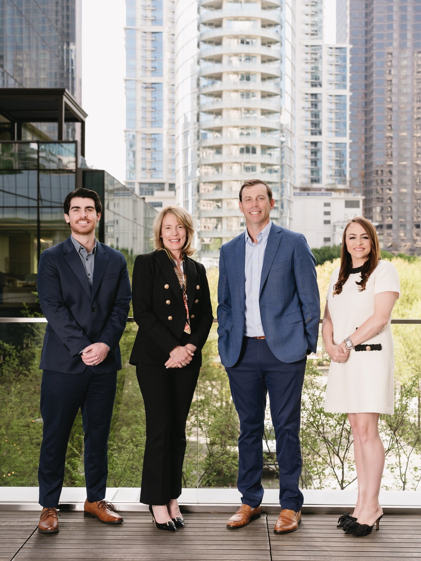 Morgan Stanley Park District 📸 

Looking for updated team headshots? DM or email whitneykrenek@me.com to get on my schedule!