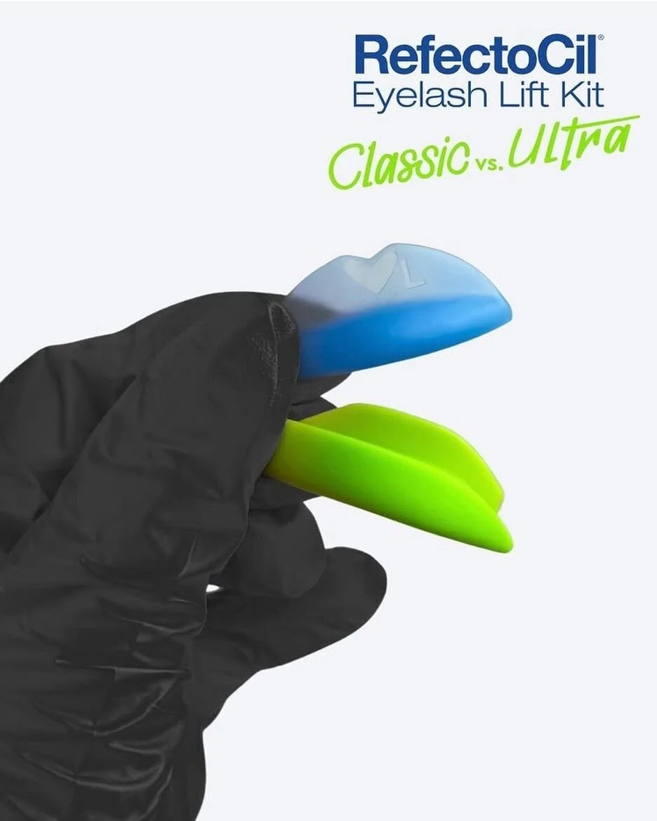 Two is better than one 💙💚

Choose between a classic or an ultra lift - your lashes, your way!