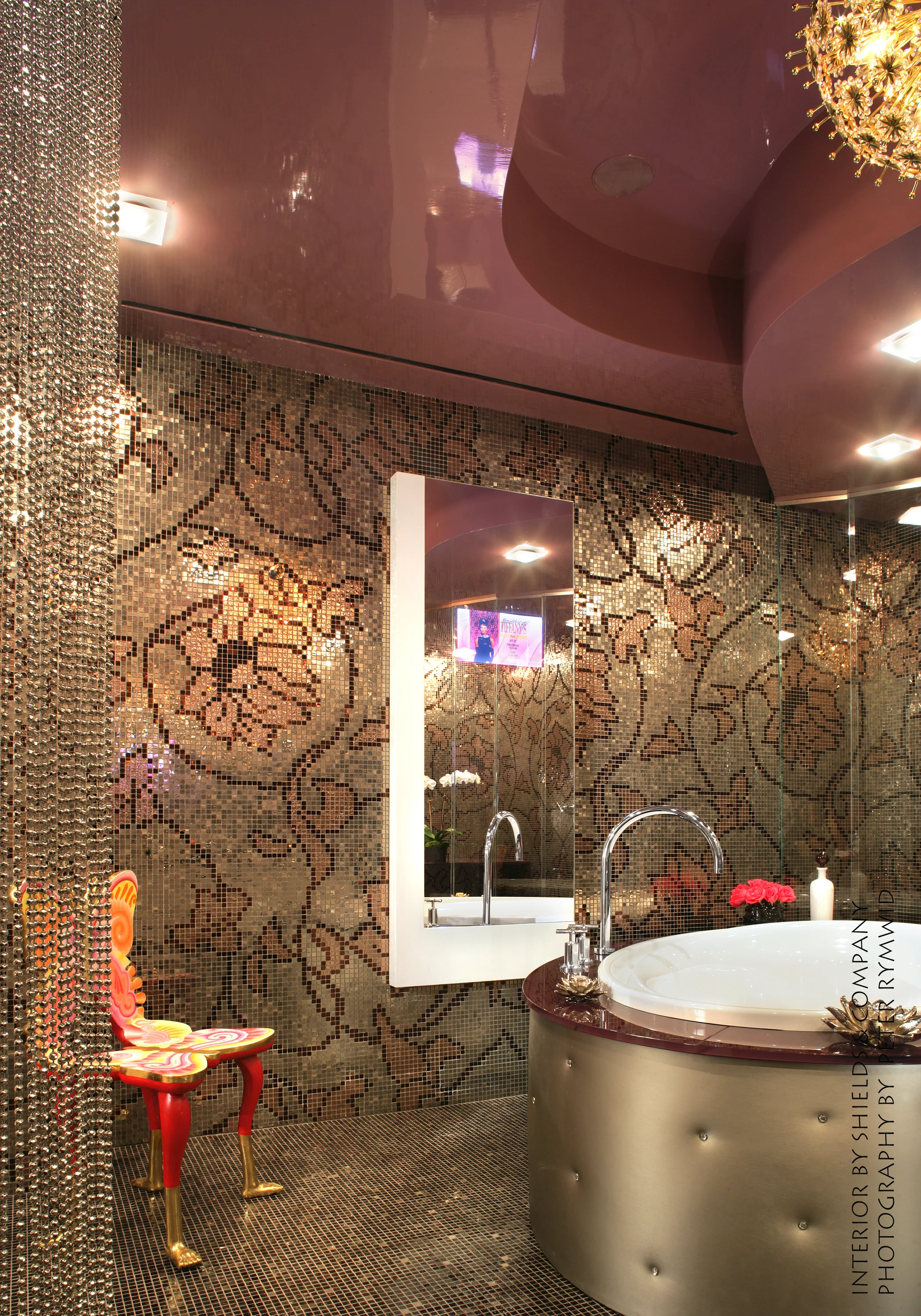 Oil paint brushed to a high gloss makes a statement in Kips Bay.