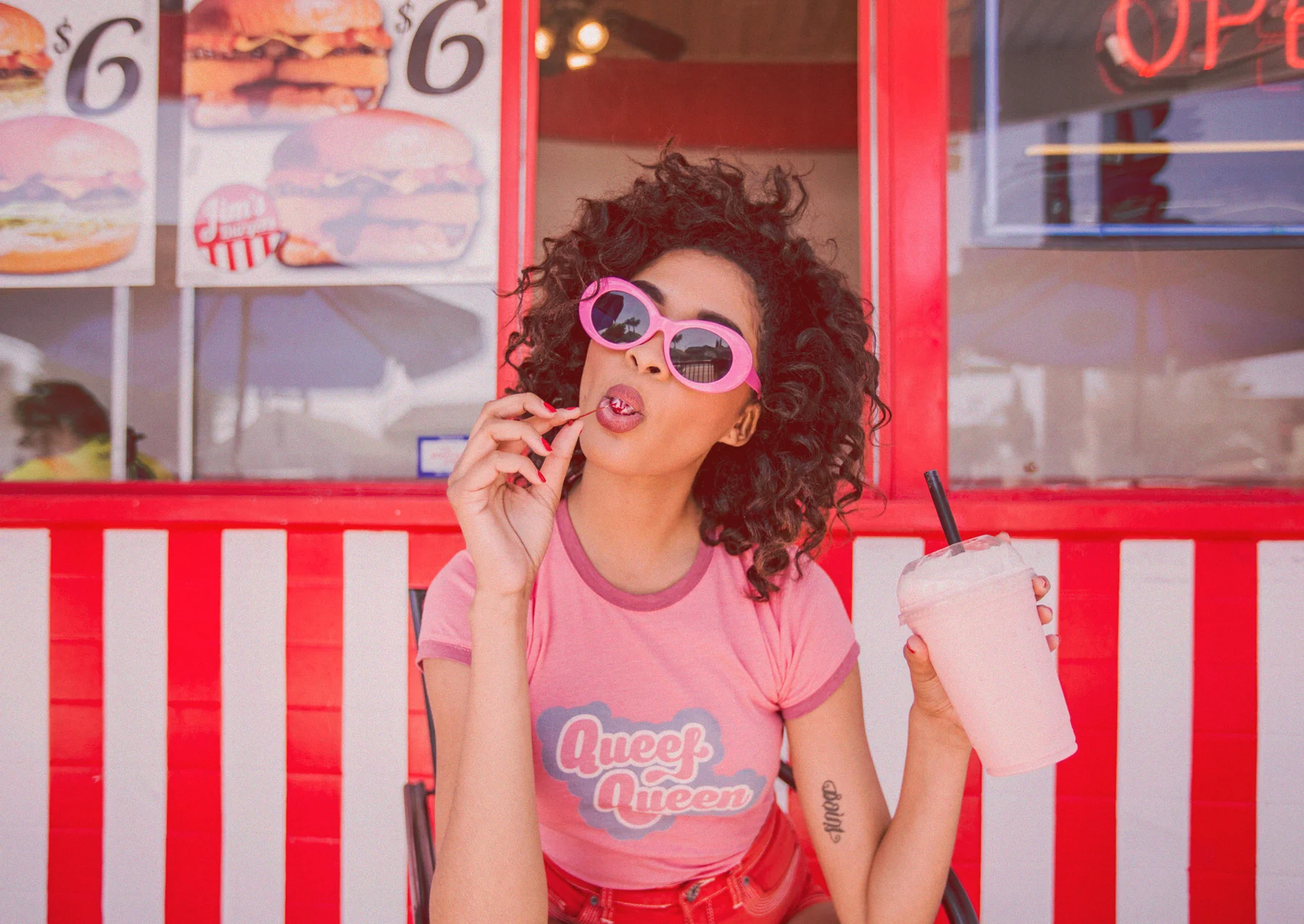 bri_queefqueen_001.jpg