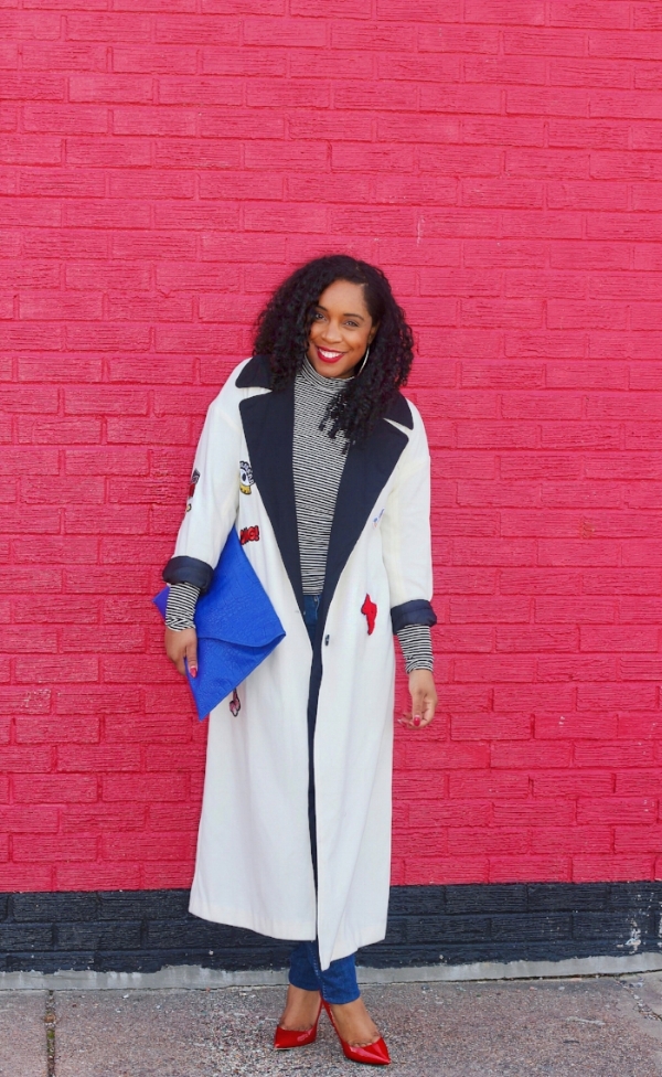 Trendy Thursday: How to Wear a Robe Coat — Style & Poise