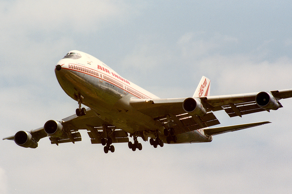 ThE bOEING 747, 13 DAYS PRIOR TO THE BOMBING