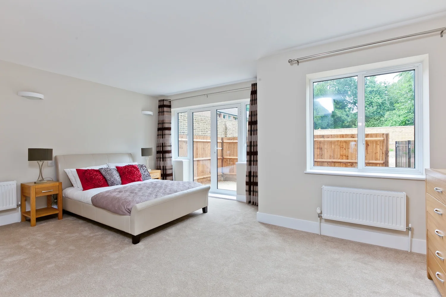 snowbirdhomes_nevislomond_bed1.jpg