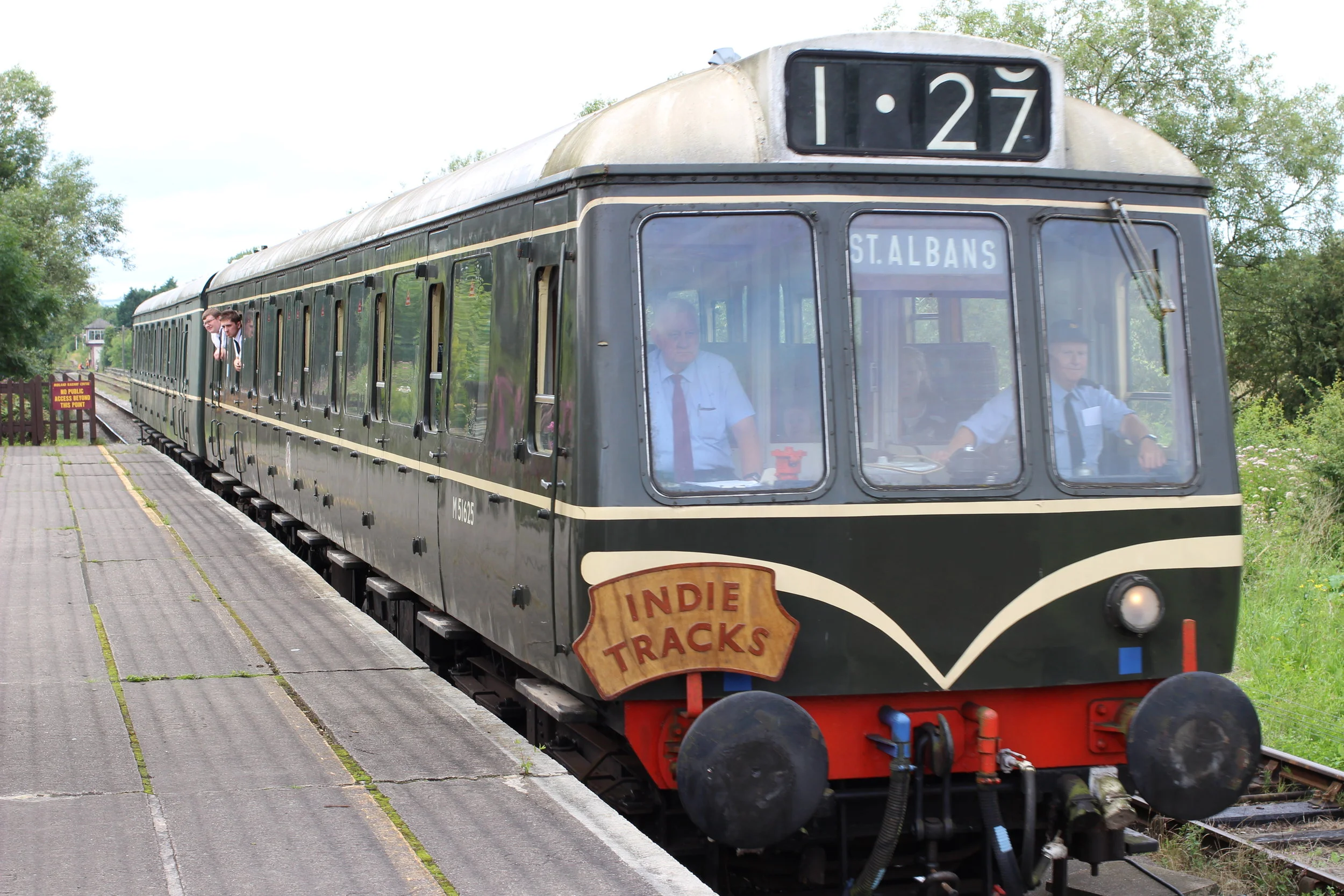 What E Saw, What B Saw: IndieTracks