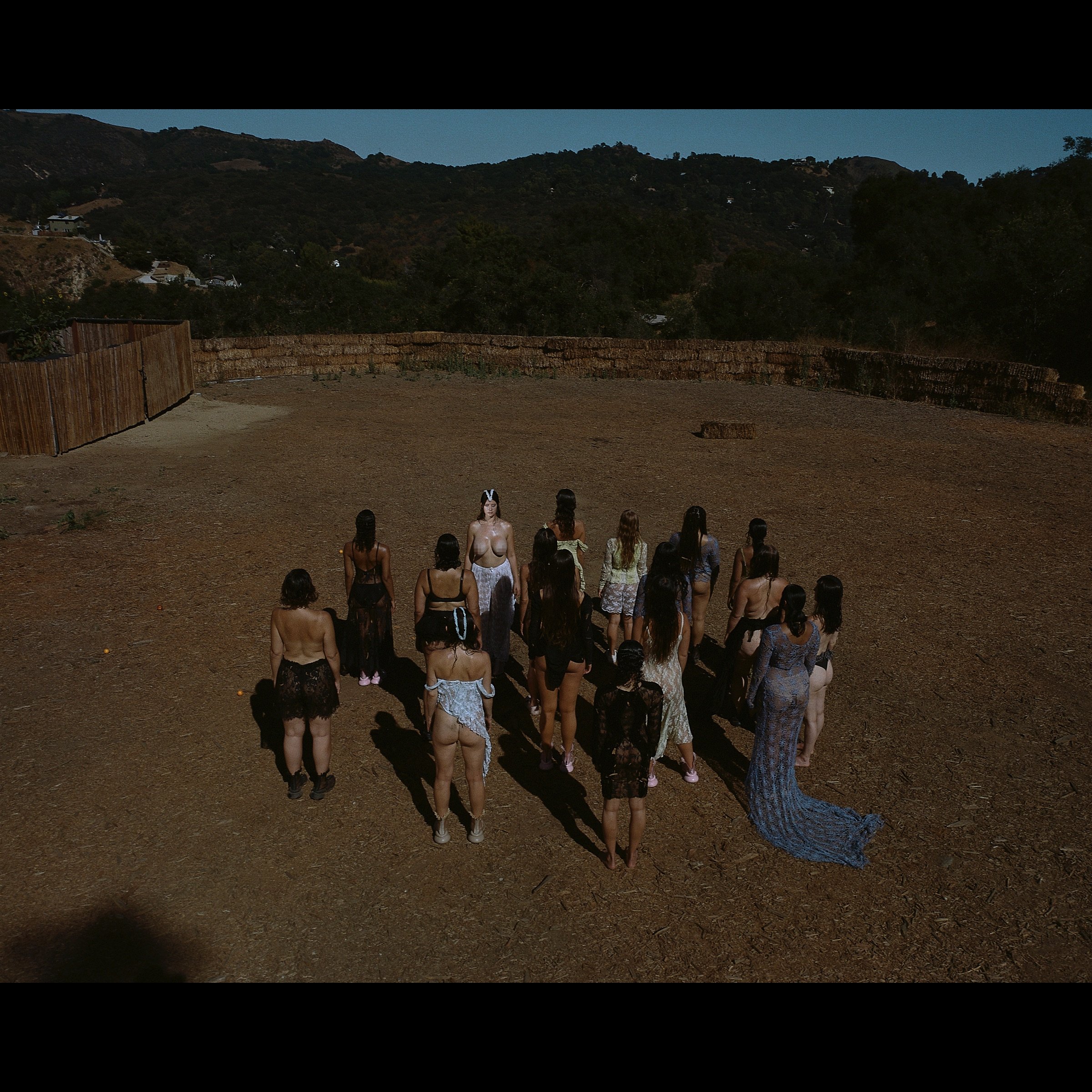 Playboy - Collina Strada