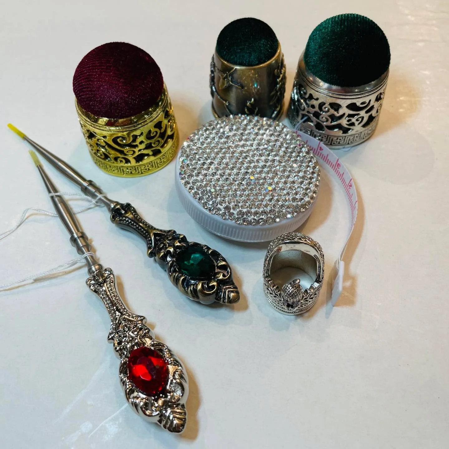 Love a bit of sewing bling to brighten up this gloomy weather! 🌧️✨
There are so many gorgeous sewing accessories in store — pop by and have a browse!
🧵 Open Fridays, 10–2.