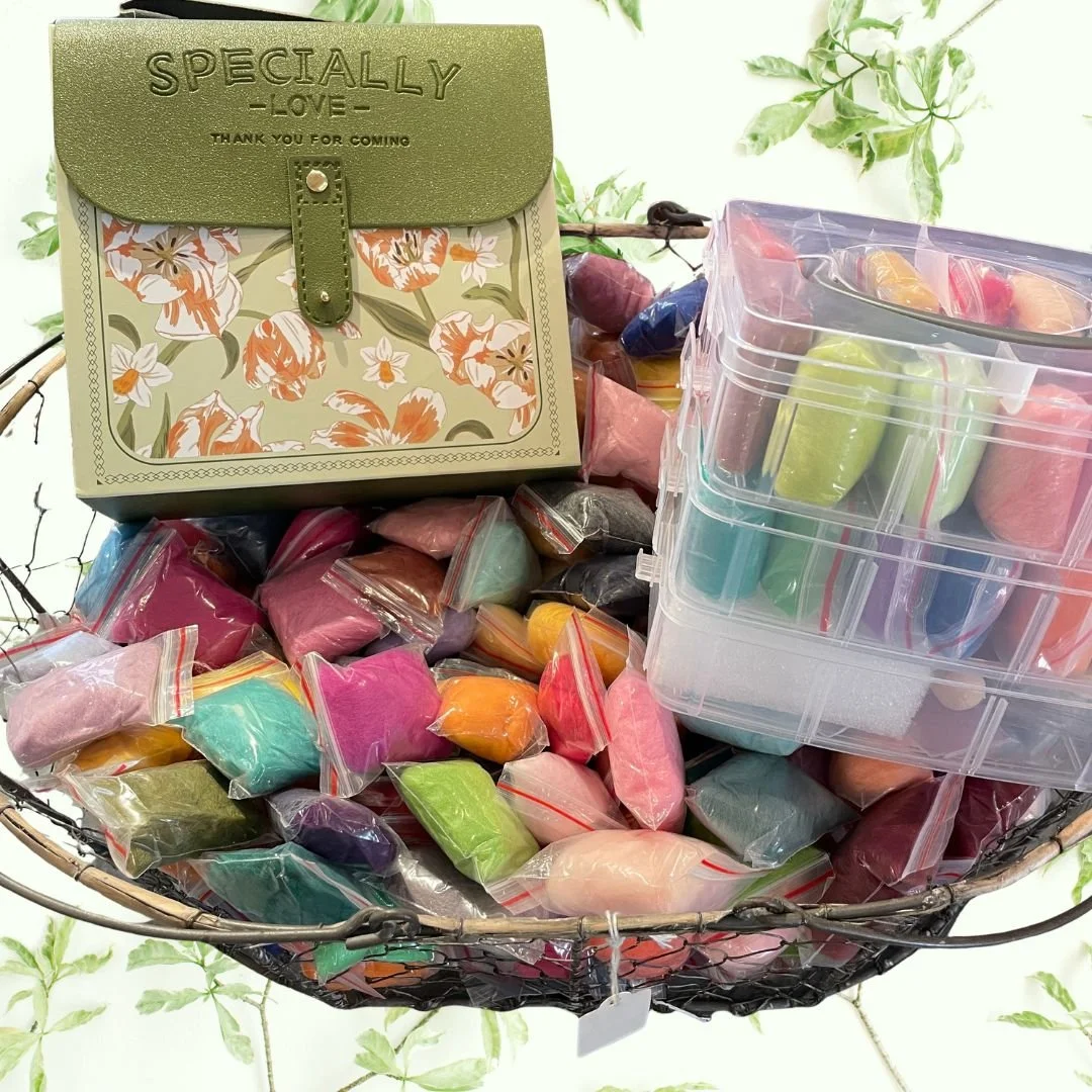 Weekend crafting 
Looking for a little creative inspiration this weekend? Pop into the studio and discover all the lovely offers available this week 💕
Plus, the shop is full of beautiful finds just waiting to spark your next project
Pictured: tiny w