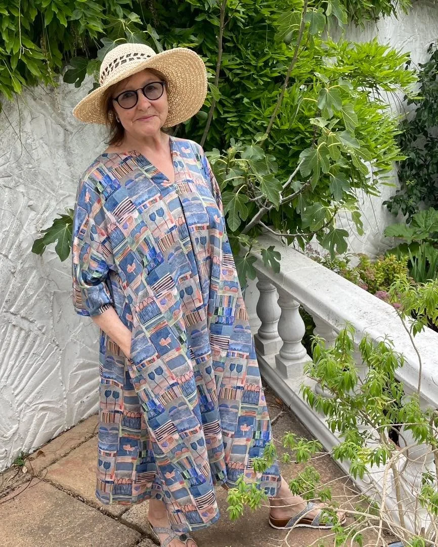Rachel has just borrowed Pol&rsquo;s latest dress, made from her favourite viscose fabric, for a quick photoshoot in the garden 🌿 Keeping fingers crossed for a little more sunshine!

The shop is filled  with beautiful fabrics, gorgeous trims and som
