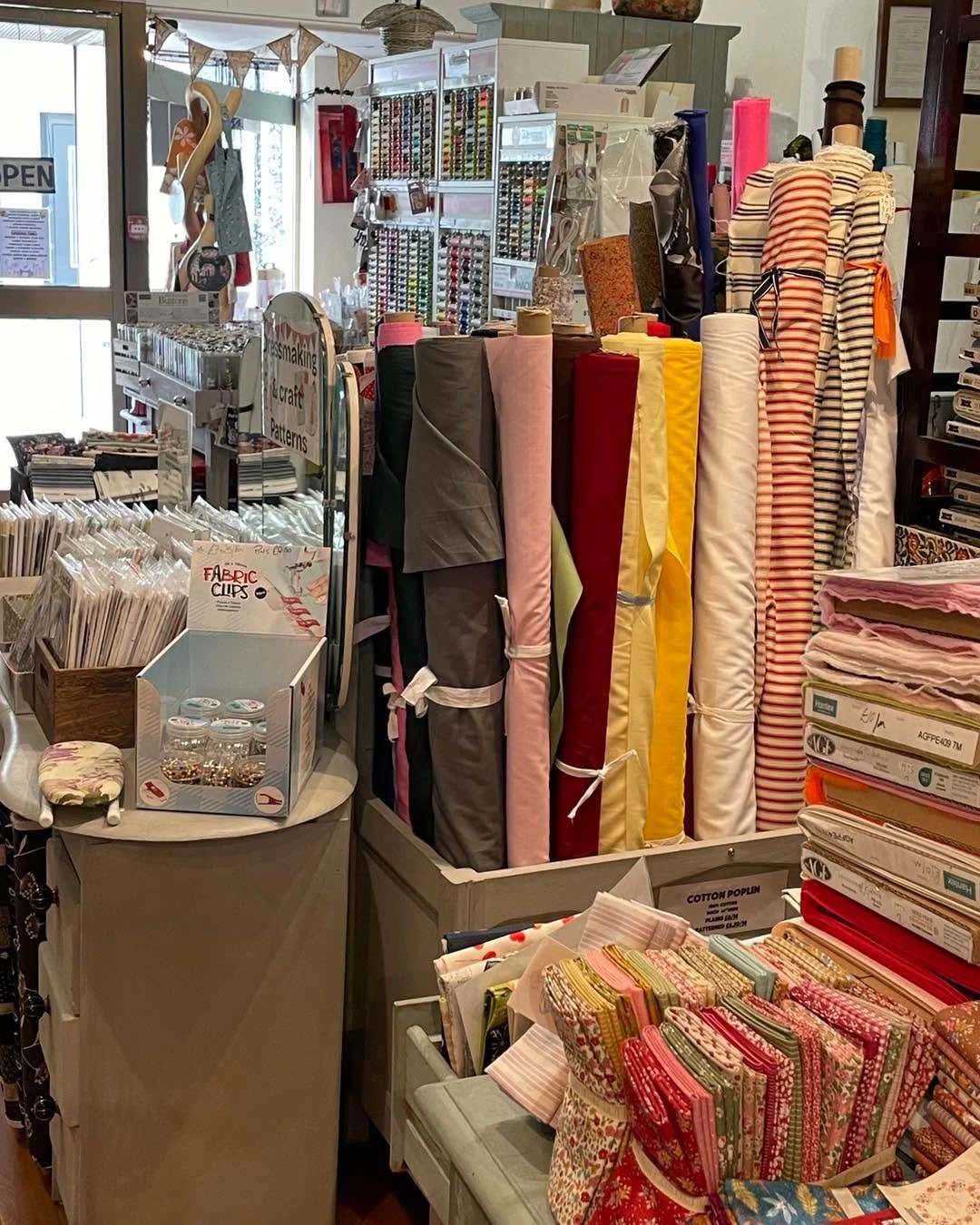 Where does the weekend go? 🧵

Hope there&rsquo;s been time to sew

There are lots of lovely sewy things in store for your stitching this week : fabulous fabrics, glorious trims &amp; haberdashery, sewing essentials and perhaps even a Janome machine.