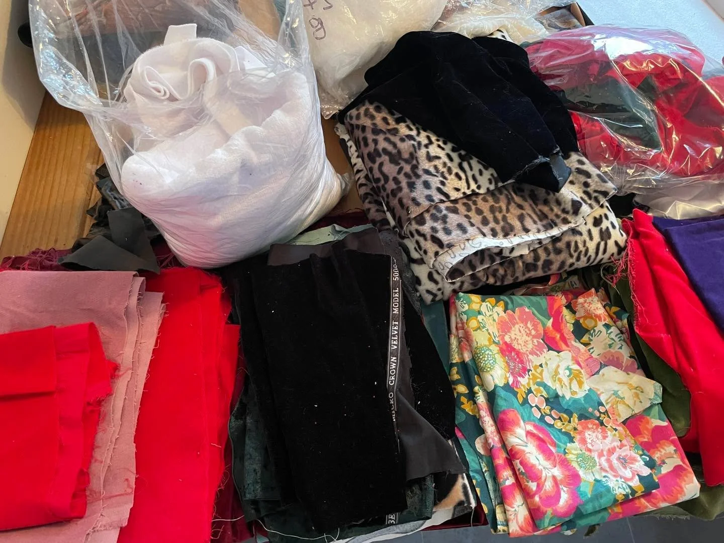 A little behind-the-scenes sorting this Wednesday.

As usual, the shop will be closed while Rachel spends the day at home sorting through larger &amp; smaller pieces of all types of fabric and carefully preparing more of the popular scrap fabric pack