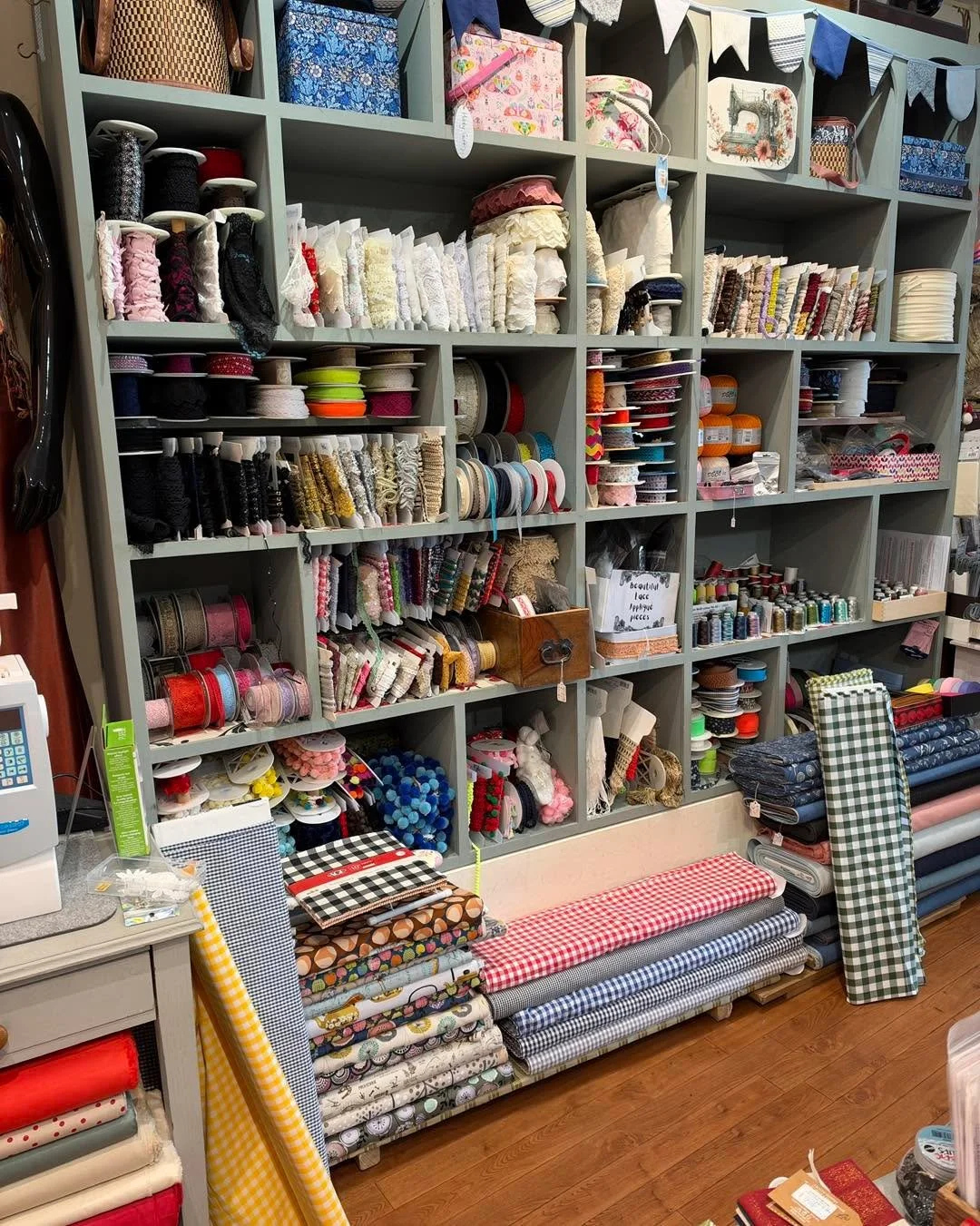 Sunday shopping
10-12.30 
Pop in for all your sewing needs