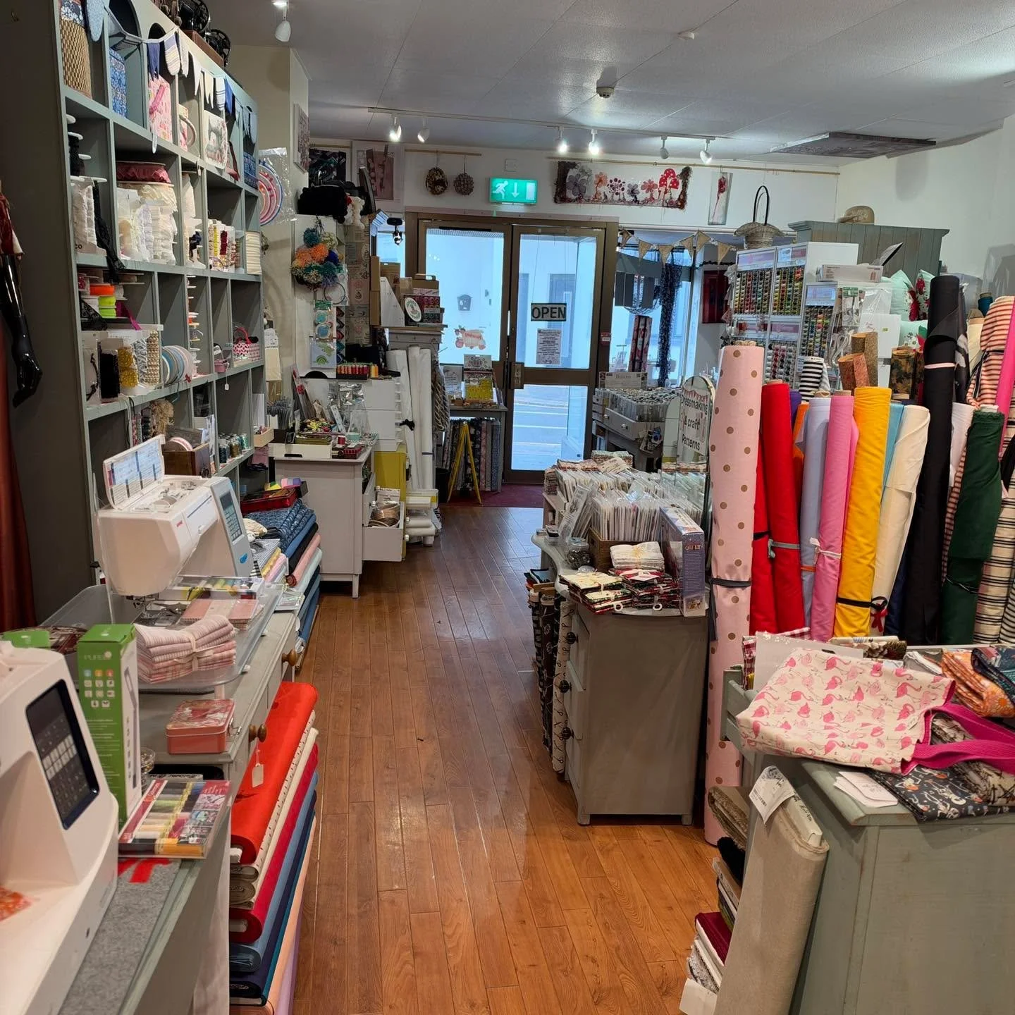 🌧️ After Storm Austen&hellip; the shop is  OPEN today until 2pm🧵✂️

If you&rsquo;re out and about and staying safe, why not pop in? There&rsquo;s lots to browse and plenty of inspiration waiting for you in store🪡

Come and have a look around, pick
