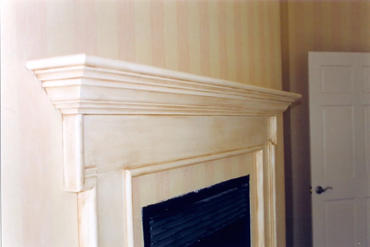 AntiqueMantle.jpg